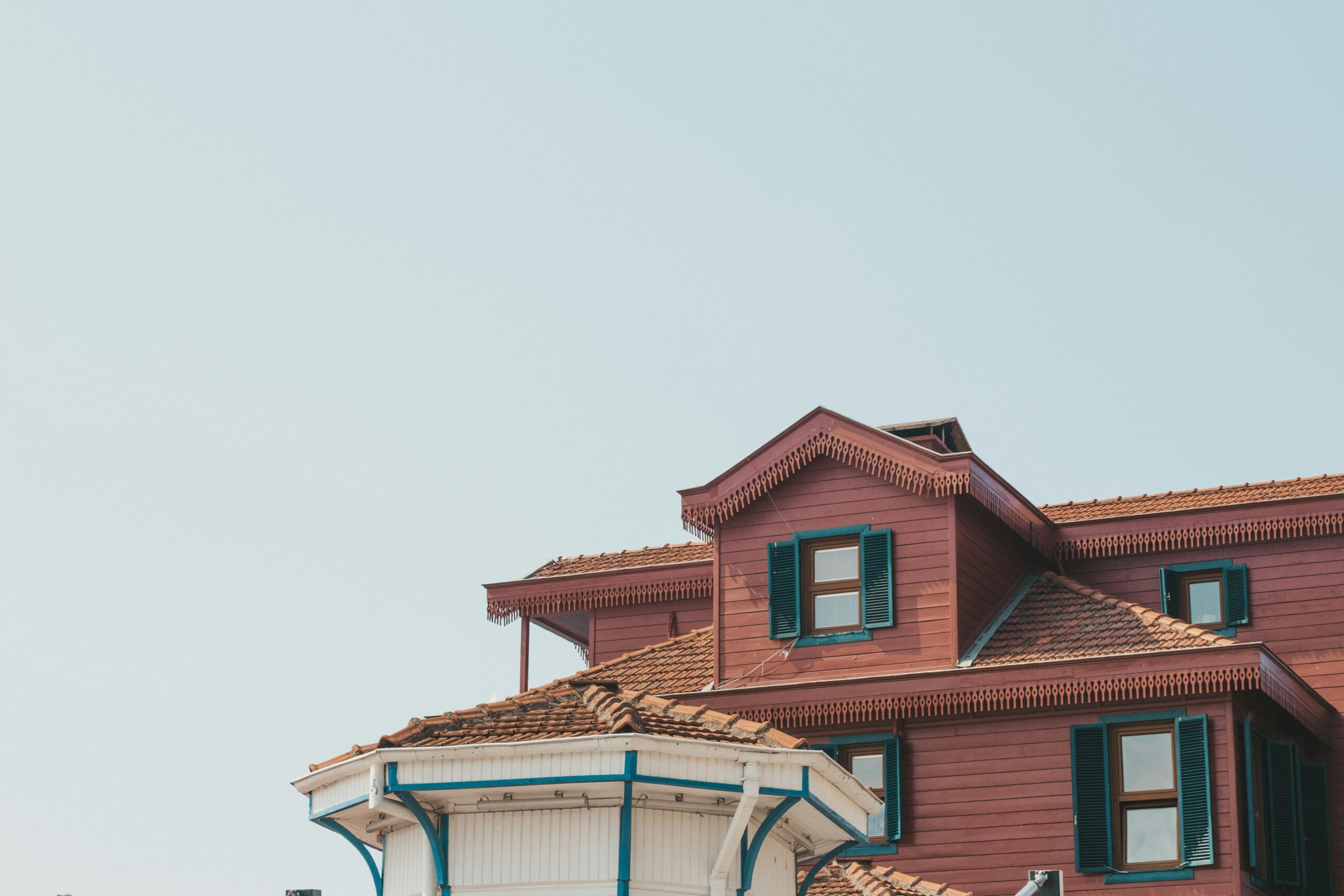 Top 6 Signs Of Poor Attic Ventilation - Roof Life Of Oregon